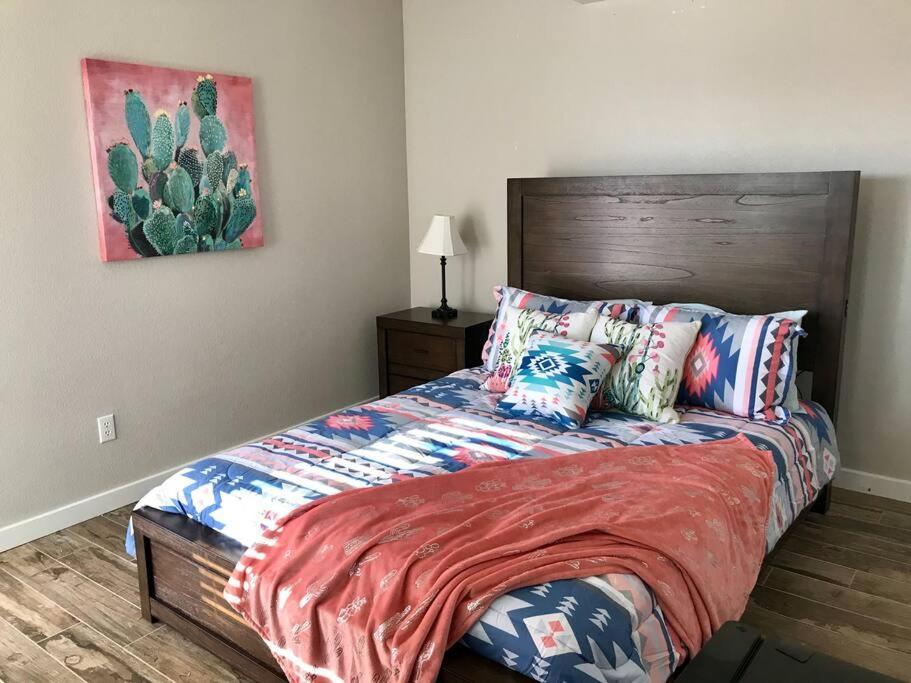 Private View On The Lake Side Of 95! Sleeps 16 Lake Havasu City Exterior foto