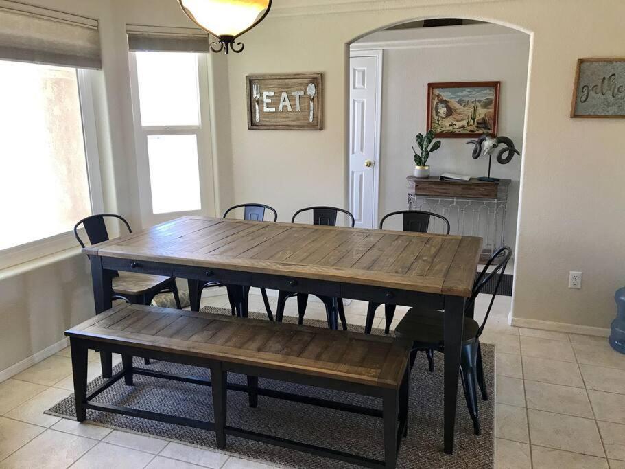 Private View On The Lake Side Of 95! Sleeps 16 Lake Havasu City Exterior foto