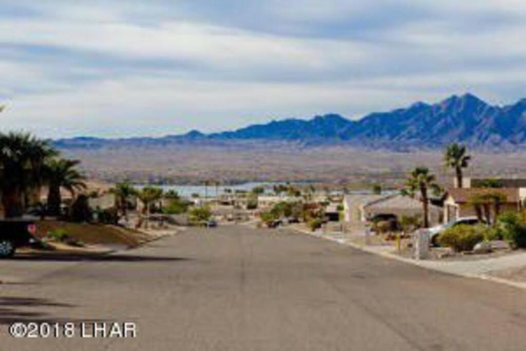 Private View On The Lake Side Of 95! Sleeps 16 Lake Havasu City Exterior foto